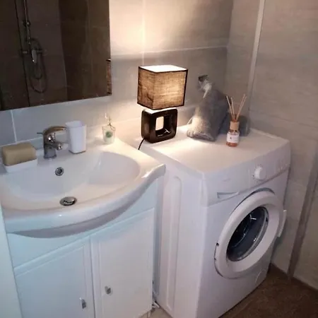 Golfe Juan : Appartement Proche Mer Apartman *
